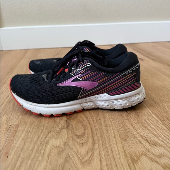 Brooks Adrenaline GTS 19 Women's Running Sneakers Black, Purple, Coral Size 9 - Picture 3 of 10